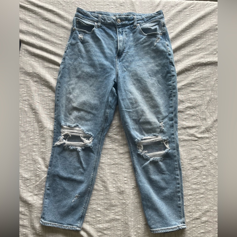 American Eagle Stretch Ultra High Rise Curvy Mom Jean Size 10 Short